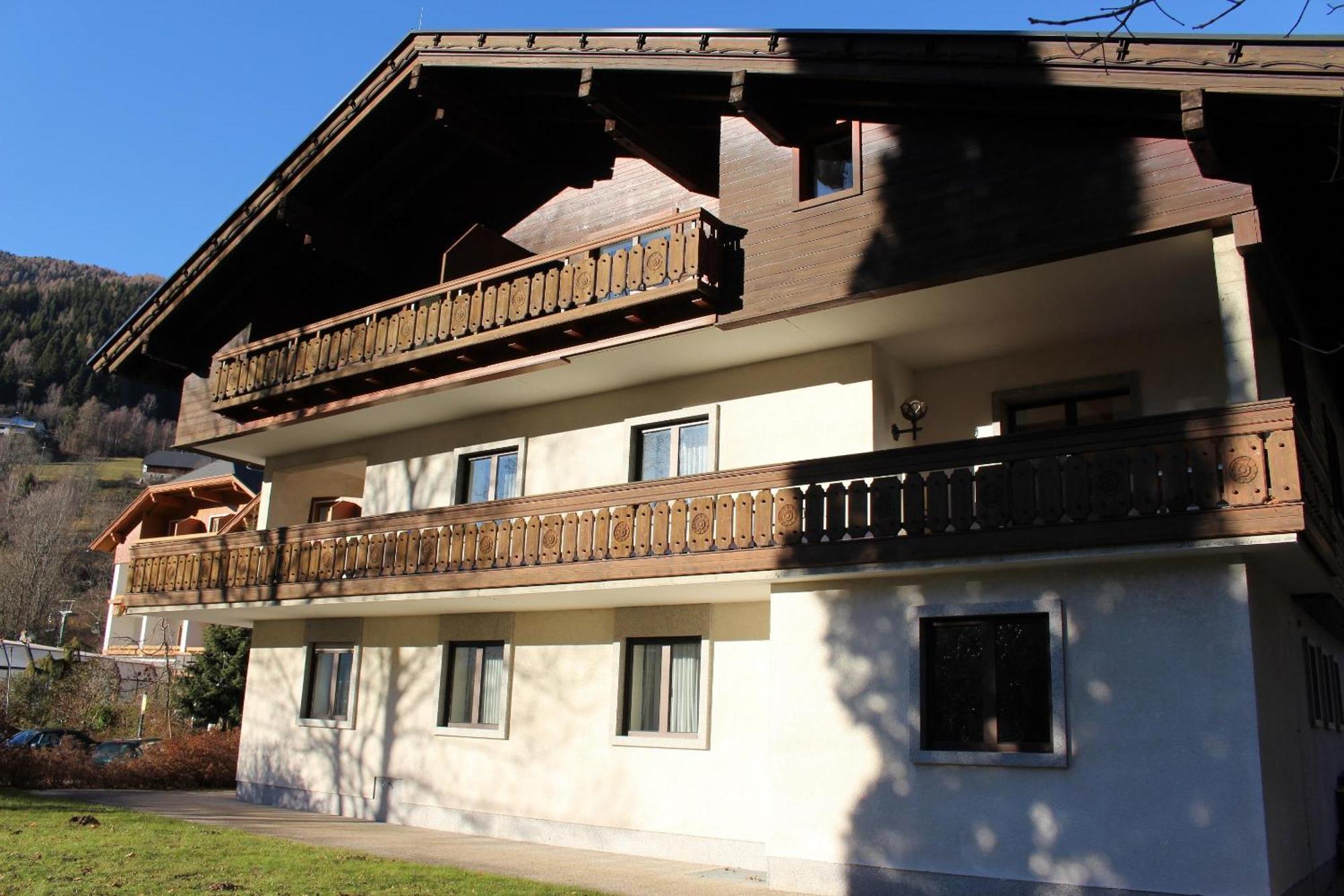 Amadee Appartements Бад Клайнкирххайм Екстериор снимка