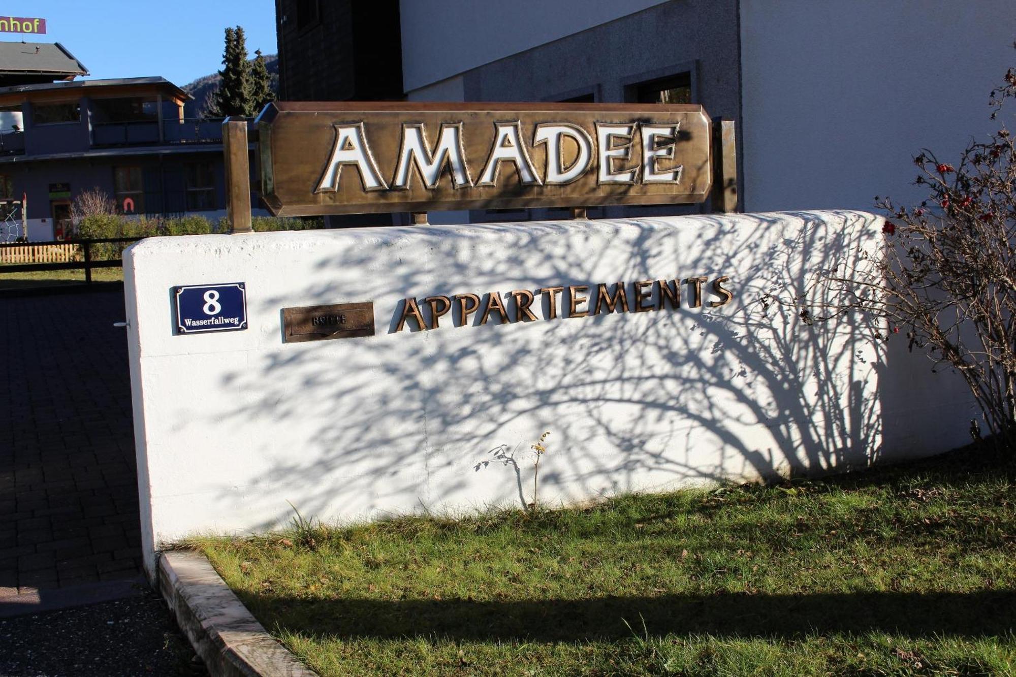 Amadee Appartements Бад Клайнкирххайм Екстериор снимка